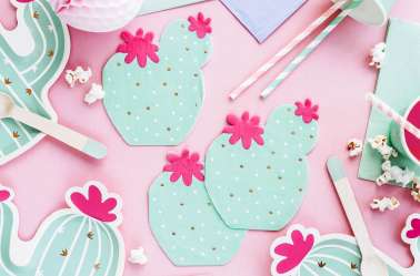 Pailles à bandes roses