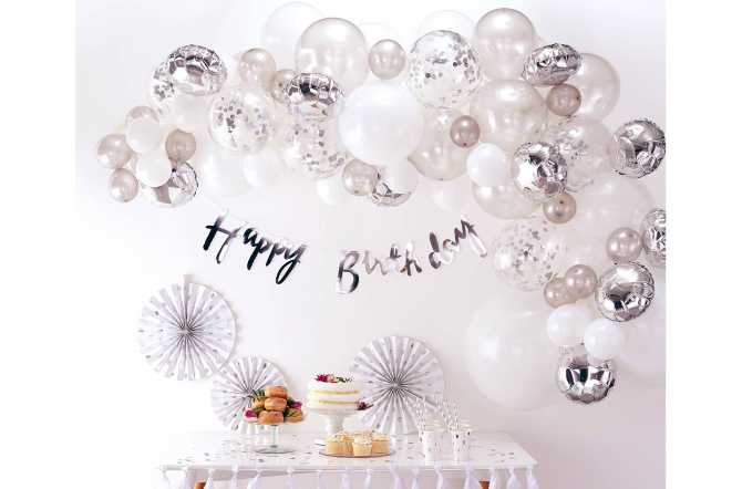 2 confettis de table anniversaire holographique or/argent