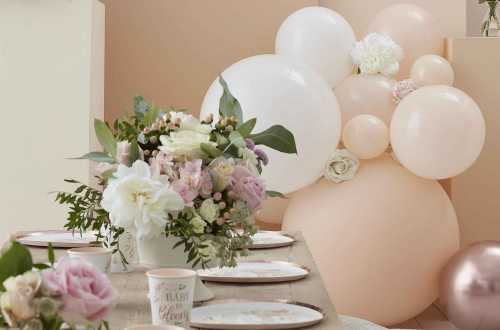 deco table fleurs pour baby shower