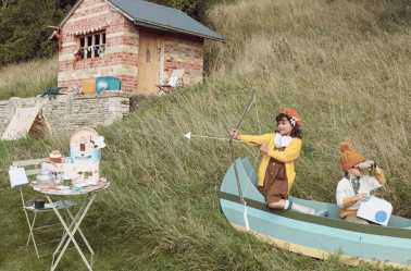 Serviette coccinelles dans les champs