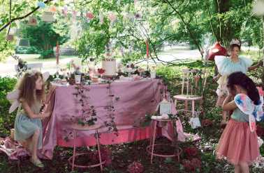 assiettes thème fee et Chaperon rouge