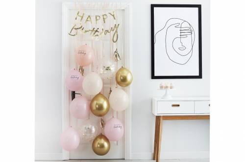 Décoration de porte en ballons et guirlande