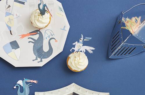 assiettes bataille de Chevalier et Dragon anniversaire