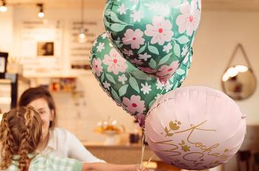 Ballon coeur motifs fleurs