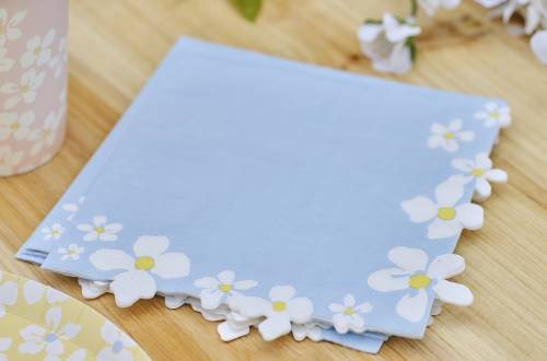 Serviettes de table à bordure fleurie