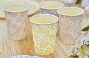 Gobelets motifs fleurs