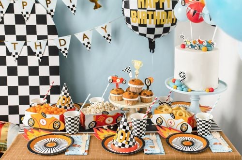 Chemin de Table anniversaire voiture