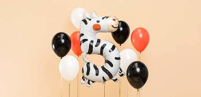 Idées de décoration de table et de salle anniversaire selon son âge.